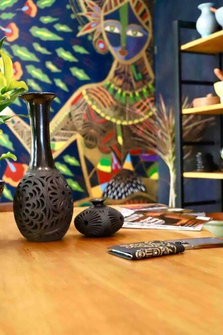 Luxurious Mid Century Modern Folk Art Home Mexico by Eksteriør bilde
