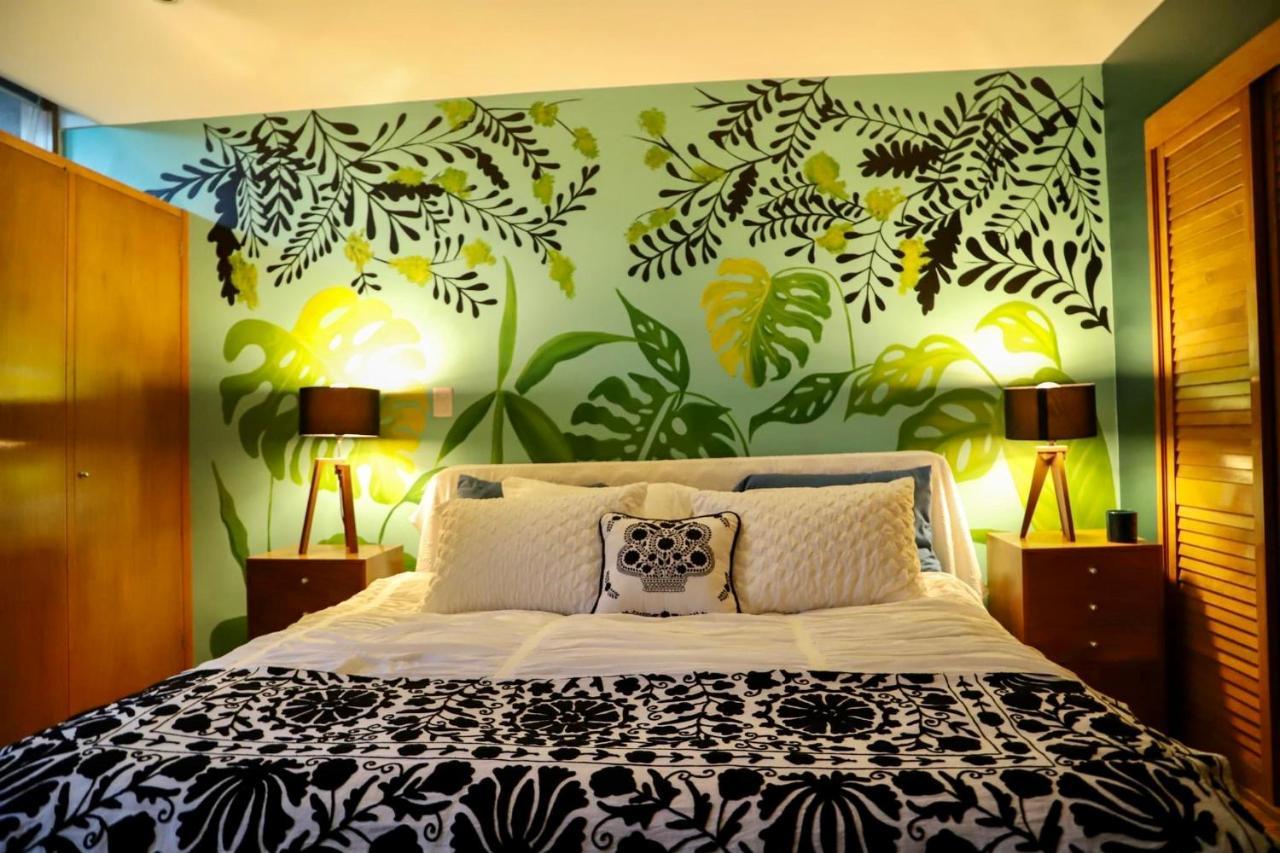 Luxurious Mid Century Modern Folk Art Home Mexico by Eksteriør bilde